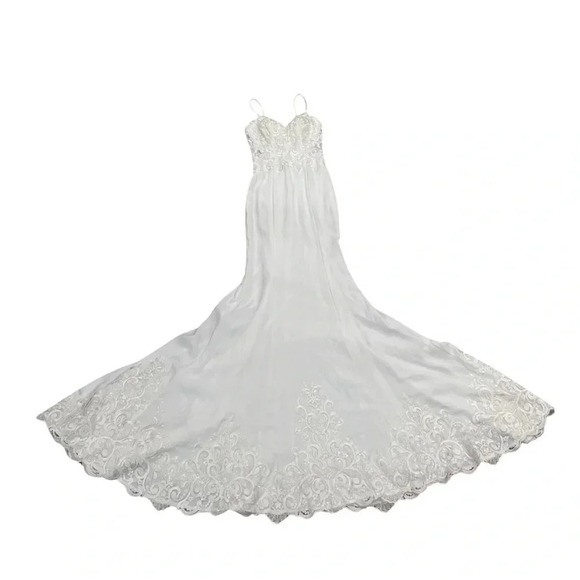 Tania Olsen White Wedding Dress ELISE TC318 Size 0 - Picture 5 of 9